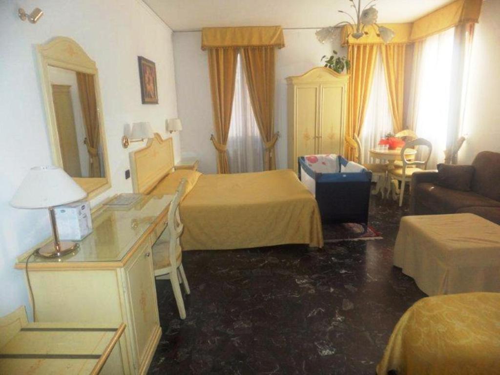 Ca Del Pozzo Otel Venedik Oda fotoğraf